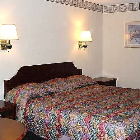 College Inn Spartanburg Szoba fotó